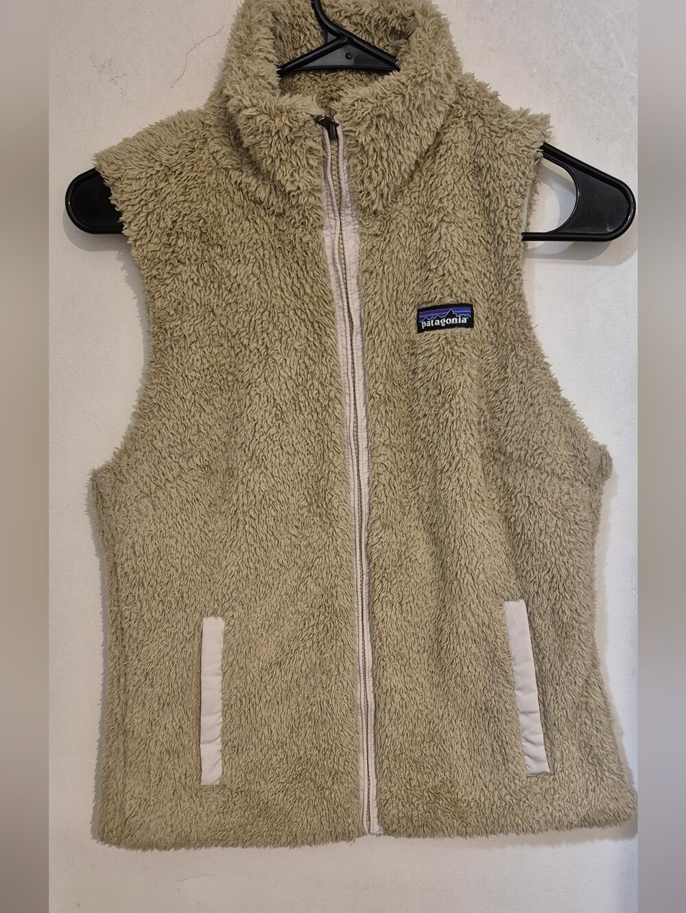 Patagonia Los Gatos Fleece Vest in Tan Sz.S